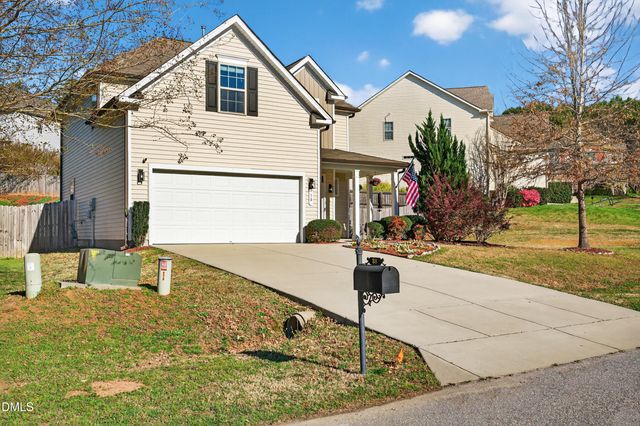 38 Standing Oaks Lane, Clayton, NC 27527