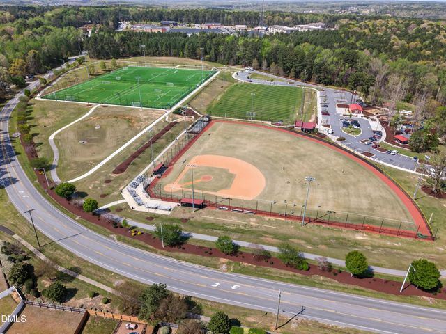 38 Standing Oaks Lane, Clayton, NC 27527