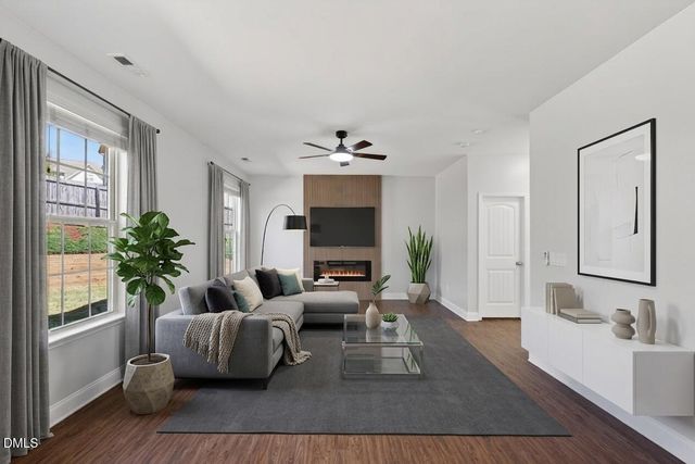 38 Standing Oaks Lane, Clayton, NC 27527