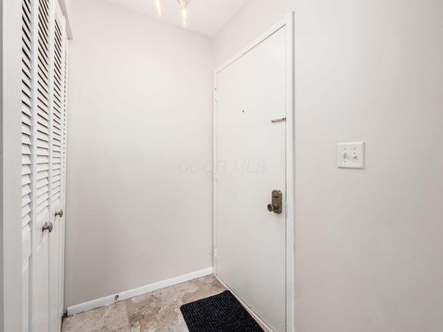 2196 Hedgerow Road, 2196C, Columbus, OH 43220
