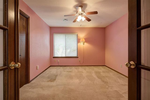 1617 War Bird Drive, Norman, OK 73071