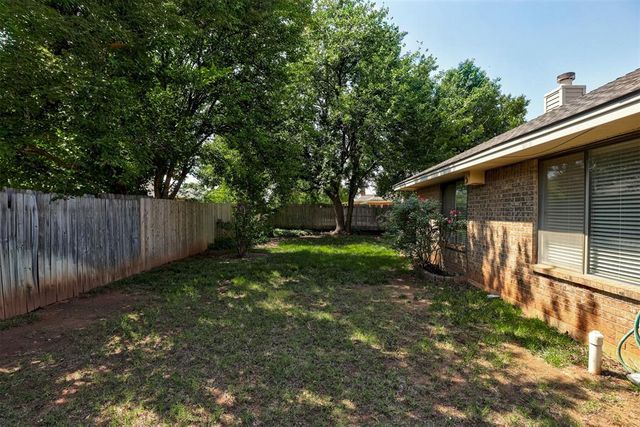1617 War Bird Drive, Norman, OK 73071