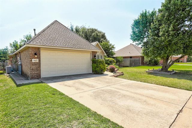 1617 War Bird Drive, Norman, OK 73071