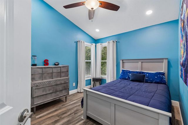9803 LONG MEADOW DRIVE, Tampa, FL 33615