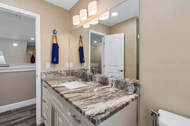 9803 LONG MEADOW DRIVE, Tampa, FL 33615