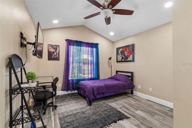 9803 LONG MEADOW DRIVE, Tampa, FL 33615