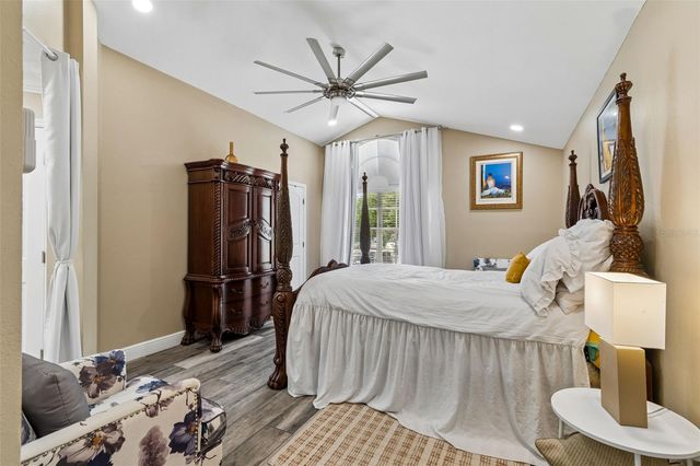 9803 LONG MEADOW DRIVE, Tampa, FL 33615