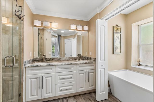 9803 LONG MEADOW DRIVE, Tampa, FL 33615