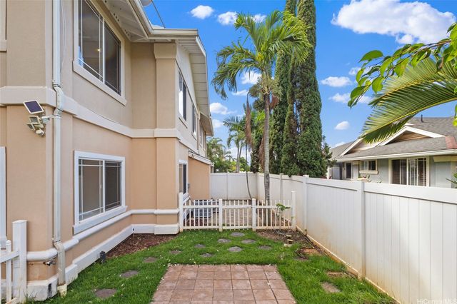 92-1085 Palahia Street L, Kapolei, HI 96707