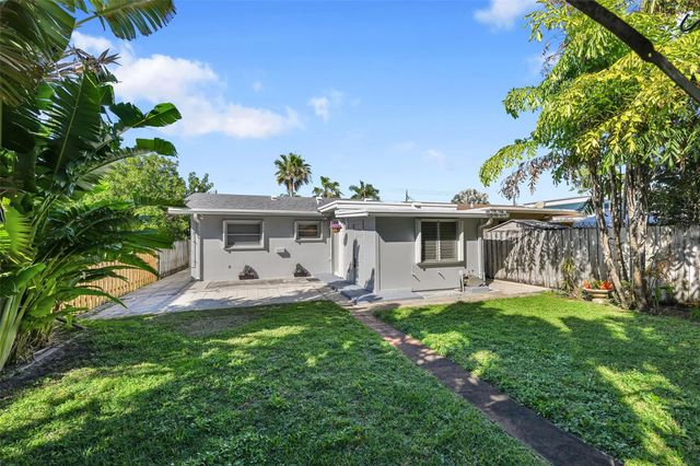 712 NE 34th Court, Oakland Park, FL 33334