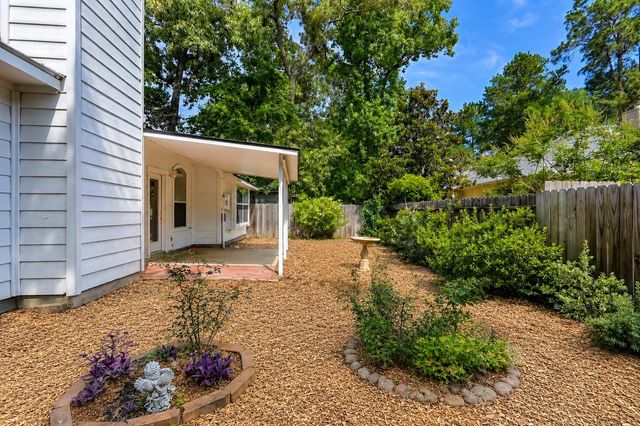 34 Bayou Springs Court, The Woodlands, TX 77382