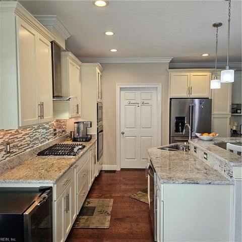 3119 Summerhouse DR, Suffolk, VA 23435