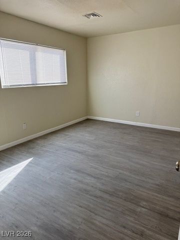 5116 Gray Lane H, Las Vegas, NV 89119