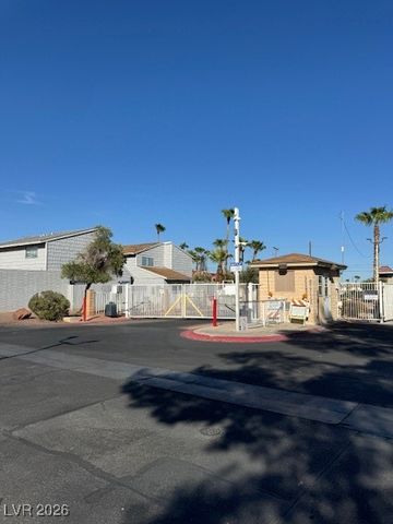 5116 Gray Lane H, Las Vegas, NV 89119