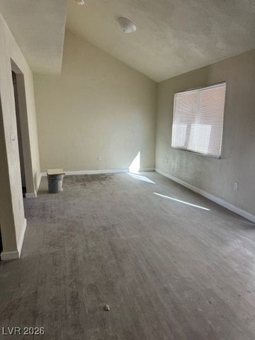 5116 Gray Lane H, Las Vegas, NV 89119
