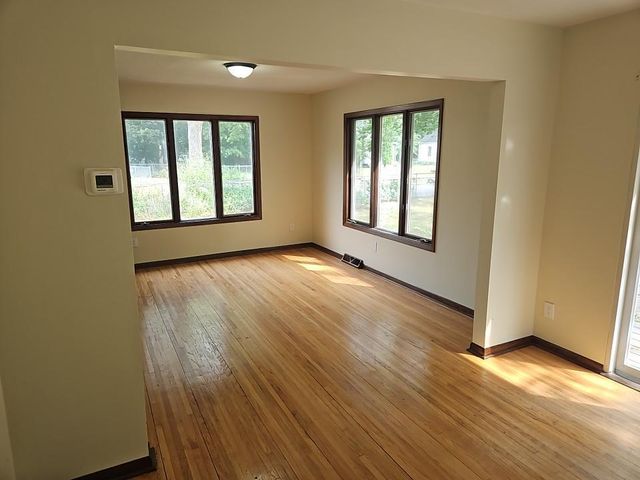 5553 Emerson Avenue N, Brooklyn Center, MN 55430