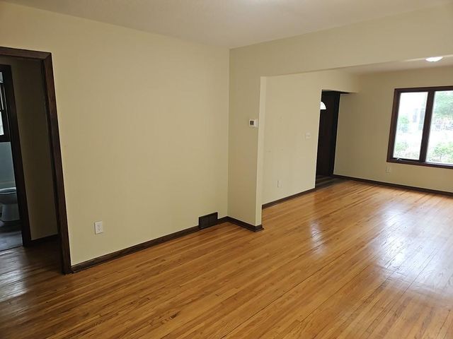 5553 Emerson Avenue N, Brooklyn Center, MN 55430
