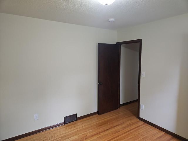 5553 Emerson Avenue N, Brooklyn Center, MN 55430
