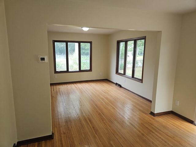 5553 Emerson Avenue N, Brooklyn Center, MN 55430