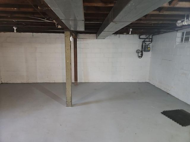 5553 Emerson Avenue N, Brooklyn Center, MN 55430