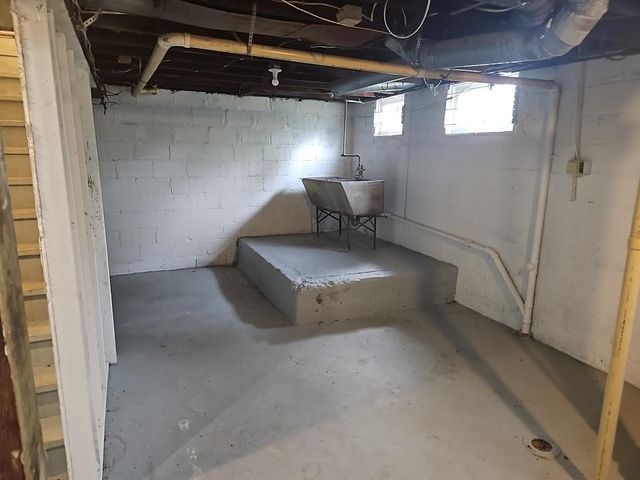 5553 Emerson Avenue N, Brooklyn Center, MN 55430