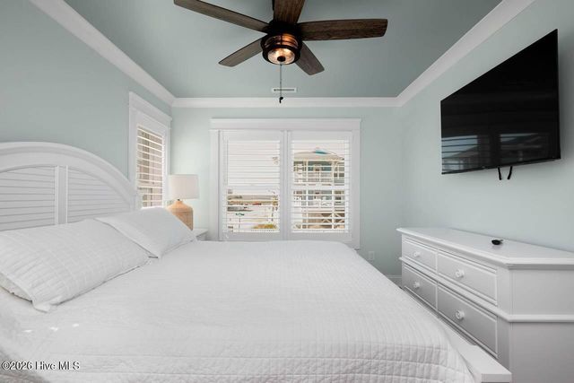 5429 W Beach Drive, Oak Island, NC 28465