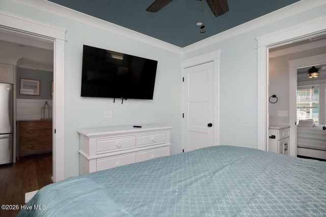 5429 W Beach Drive, Oak Island, NC 28465