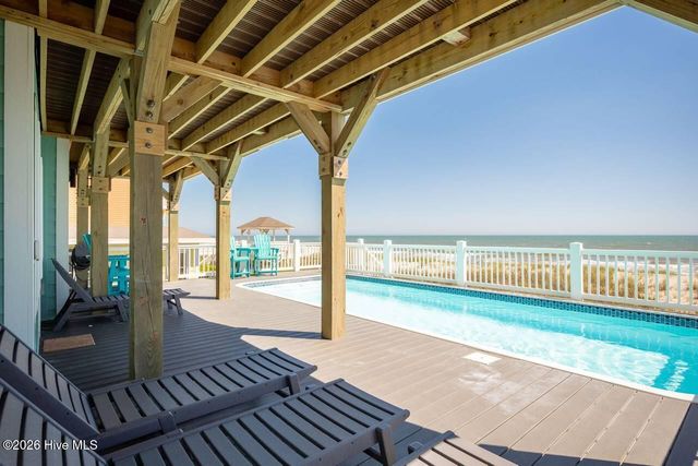 5429 W Beach Drive, Oak Island, NC 28465