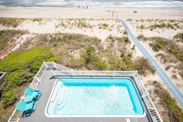 5429 W Beach Drive, Oak Island, NC 28465