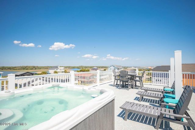 5429 W Beach Drive, Oak Island, NC 28465