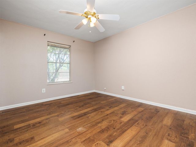 2101 Kent ST, Taylor, TX 76574