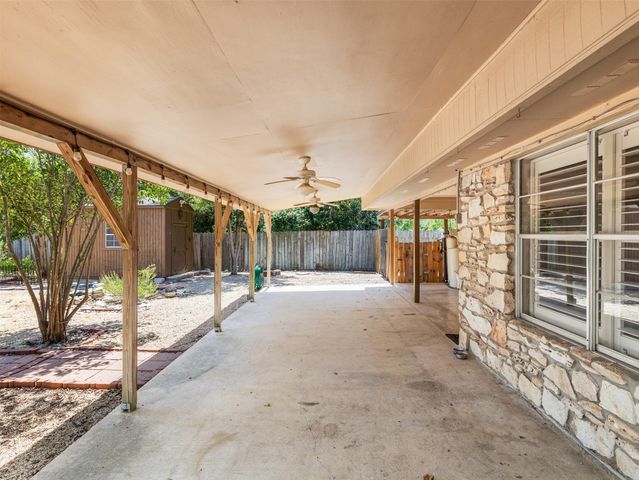 2101 Kent ST, Taylor, TX 76574