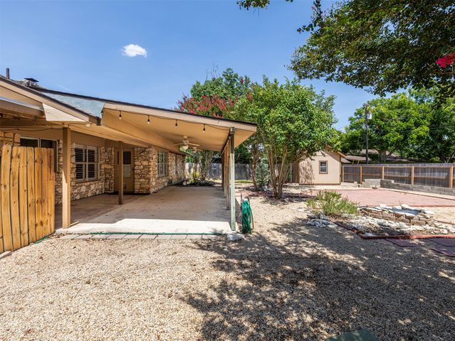 2101 Kent ST, Taylor, TX 76574