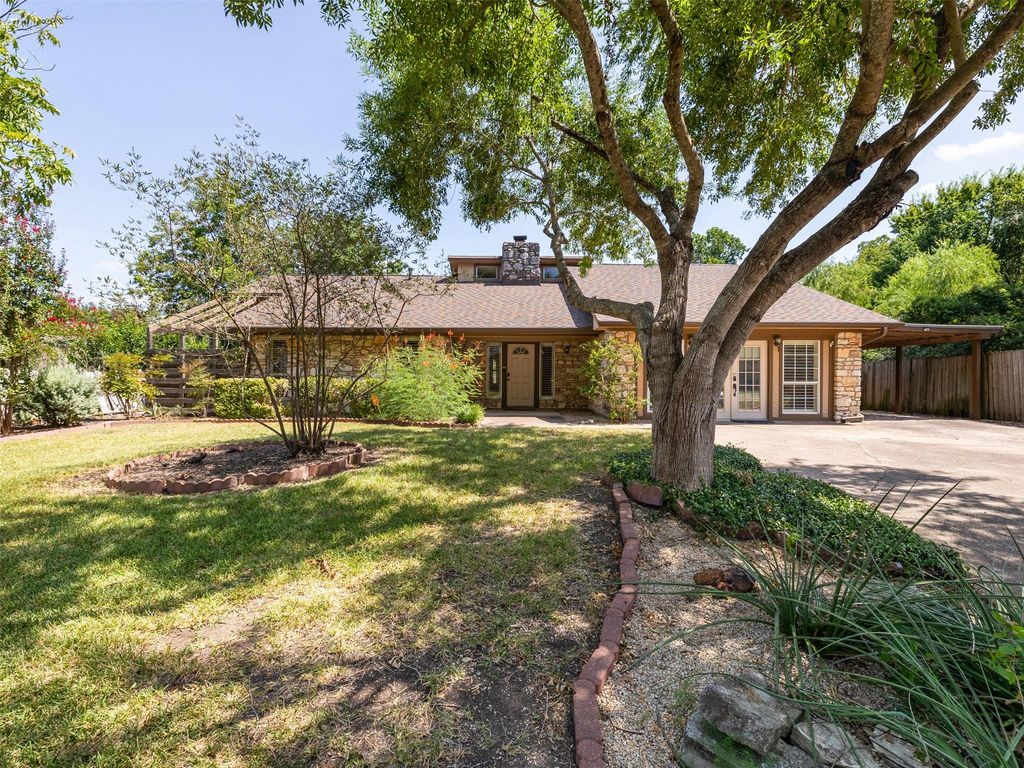 2101 Kent ST, Taylor, TX 76574