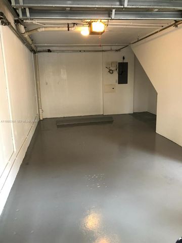 2921 NE 185th St 1202, Aventura, FL 33180