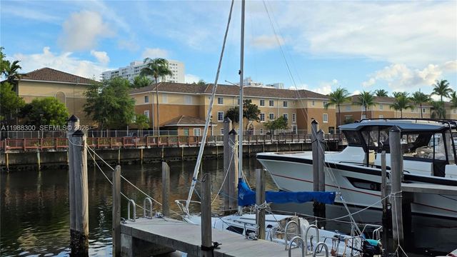 2921 NE 185th St 1202, Aventura, FL 33180