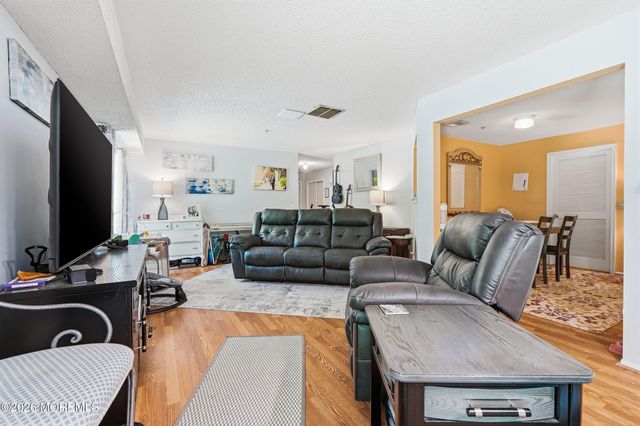 306 Schley Avenue, Toms River, NJ 08755