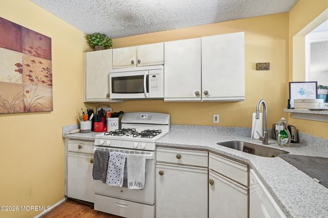306 Schley Avenue, Toms River, NJ 08755