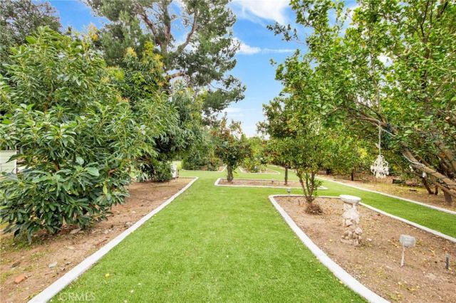 6986 Church Avenue, Highland, CA 92346