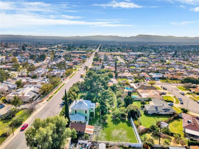 6986 Church Avenue, Highland, CA 92346