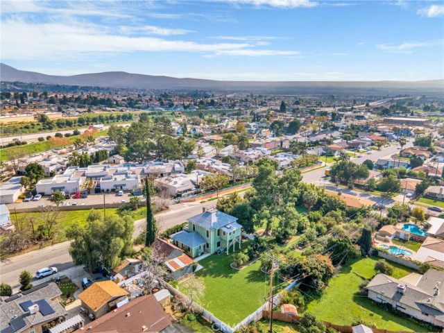 6986 Church Avenue, Highland, CA 92346
