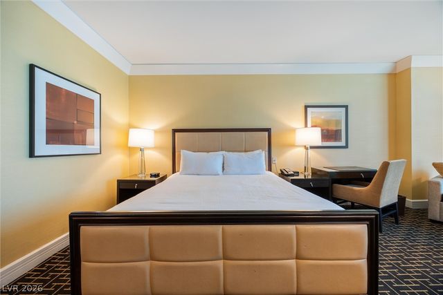 2000 North Fashion Show Drive 2714-2715, Las Vegas, NV 89109