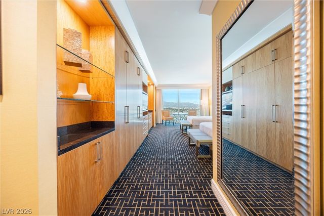 2000 North Fashion Show Drive 2714-2715, Las Vegas, NV 89109