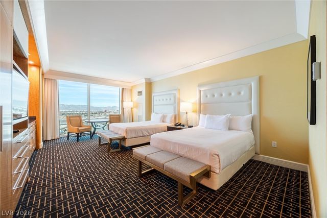 2000 North Fashion Show Drive 2714-2715, Las Vegas, NV 89109