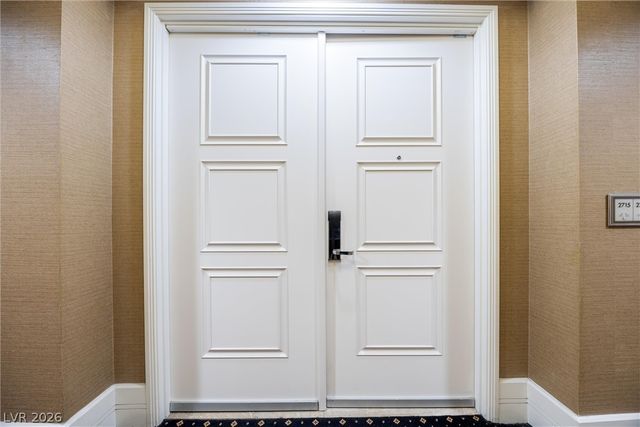 2000 North Fashion Show Drive 2714-2715, Las Vegas, NV 89109