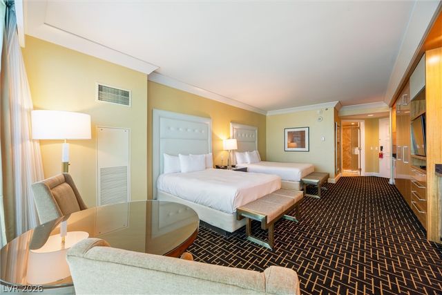 2000 North Fashion Show Drive 2714-2715, Las Vegas, NV 89109