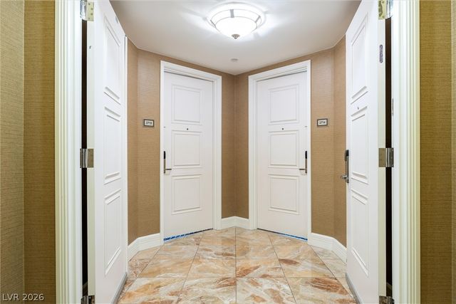 2000 North Fashion Show Drive 2714-2715, Las Vegas, NV 89109