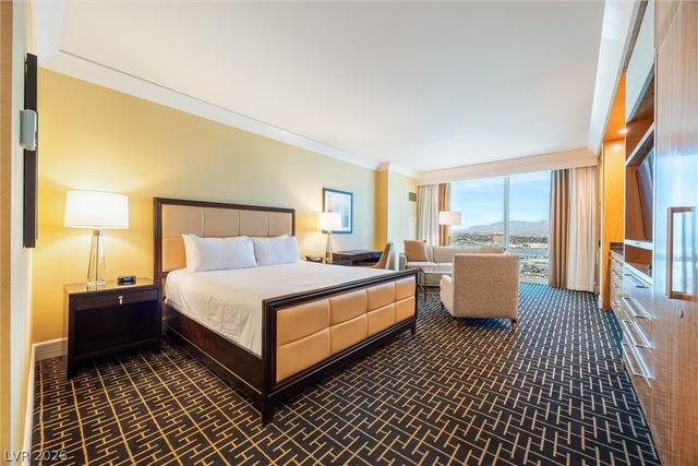 2000 North Fashion Show Drive 2714-2715, Las Vegas, NV 89109