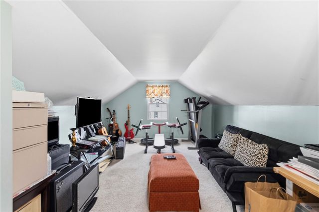71 Norran Drive, Rochester, NY 14609