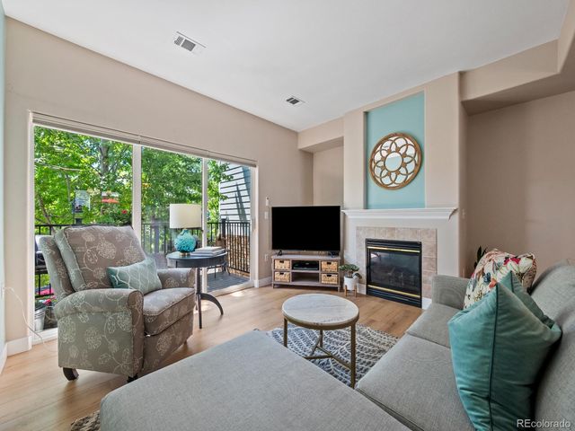 2767 W Riverwalk Circle Q, Littleton, CO 80123